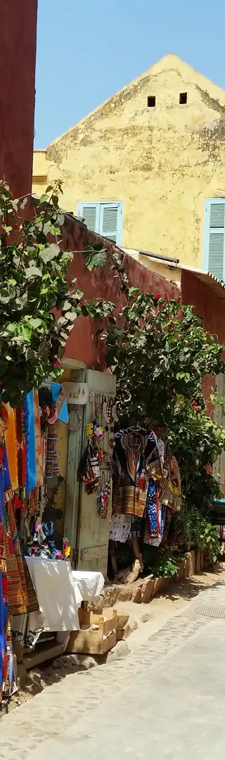 Malerische Altstadt auf der Insel Gorée